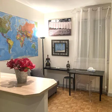 Apartment 2 P Proche T Eiffel R Garros Auteuil P Des Princes Seine Paris